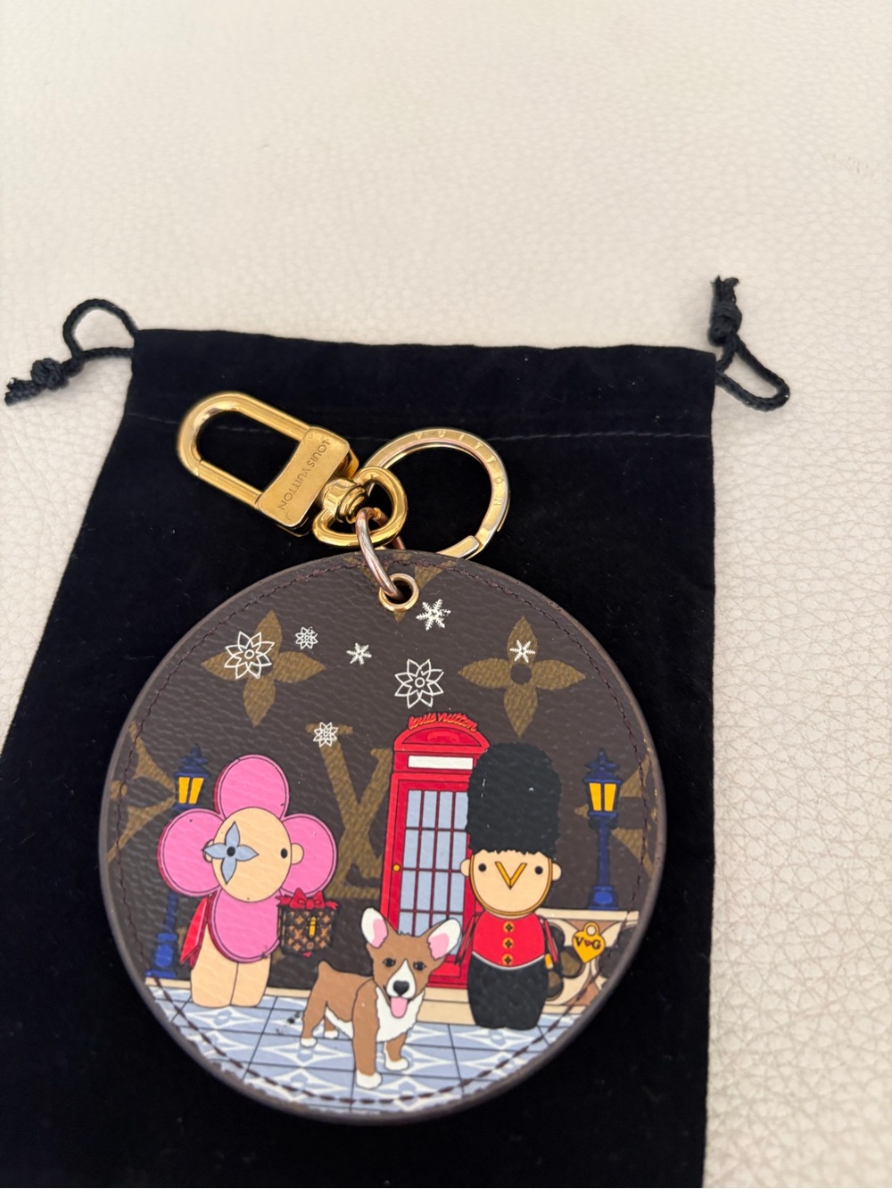 Louis Vuitton Monogram Illustre London Xmas Bag Charm & Key Holder